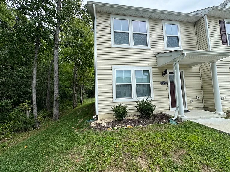 611 Widgeon Way